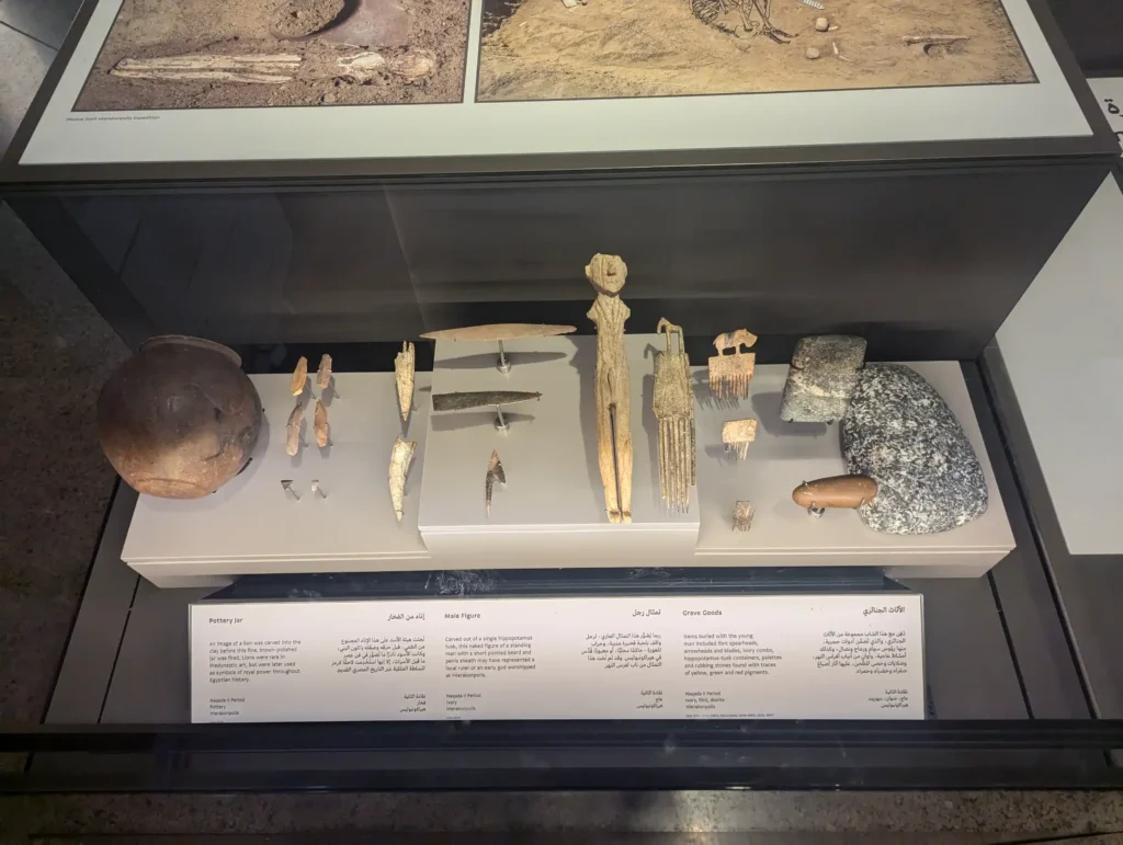 tomb 72 grave goods